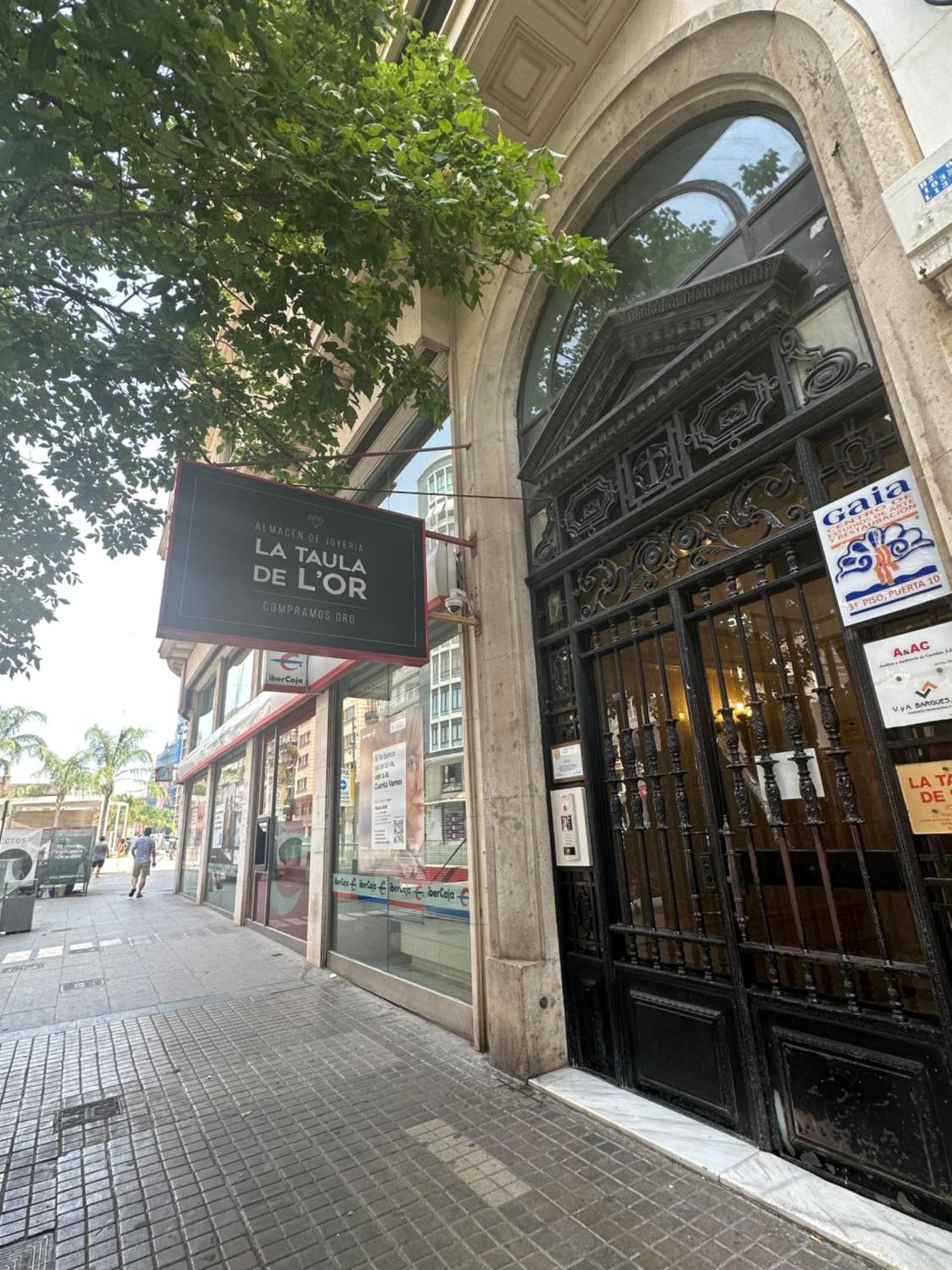 Mirador 2 Del Mercado Central - Habitacion Con Bano Privado En El Centro De La Ciudad Vella Valencia Eksteriør billede