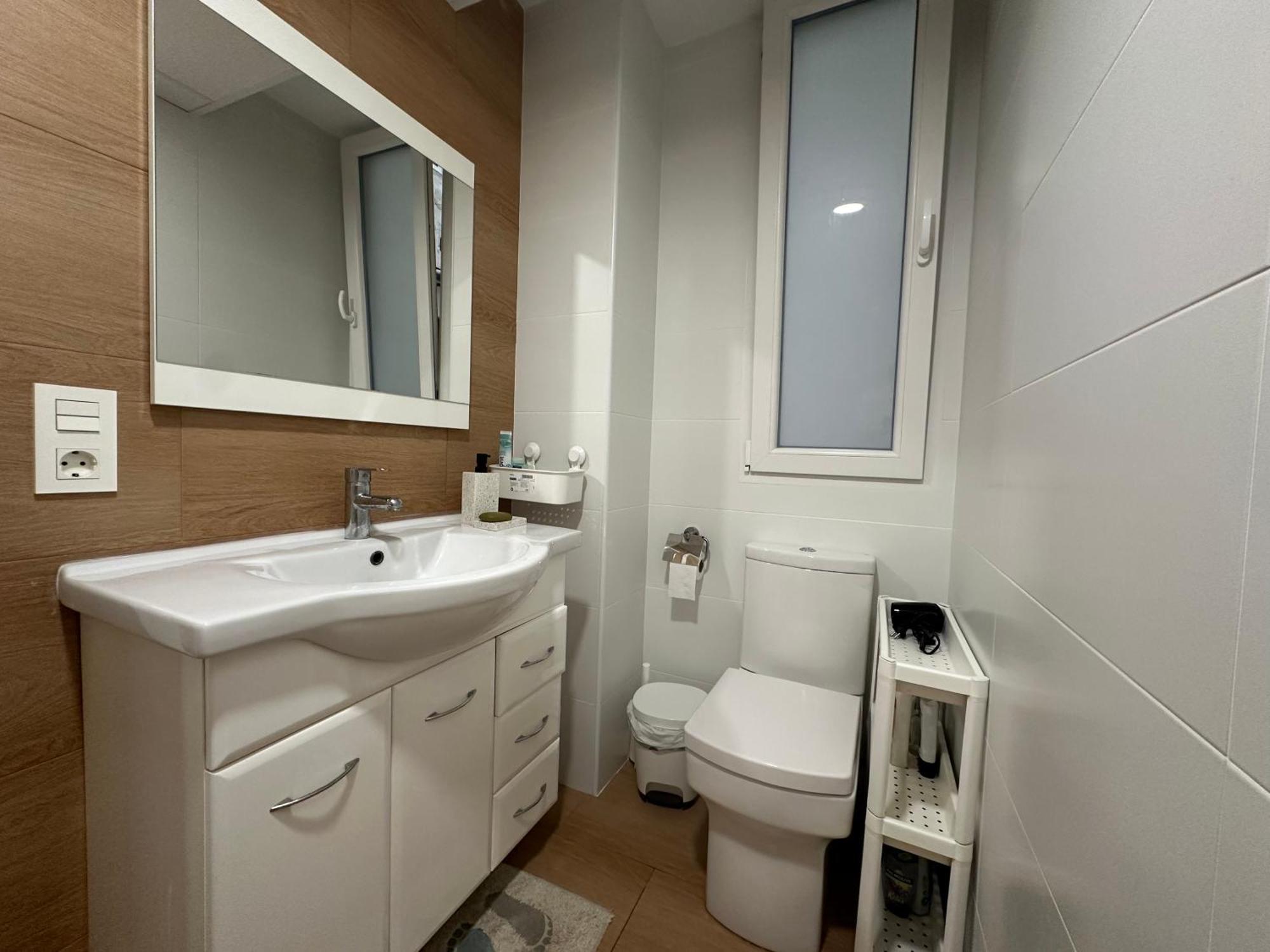 Mirador 2 Del Mercado Central - Habitacion Con Bano Privado En El Centro De La Ciudad Vella Valencia Eksteriør billede