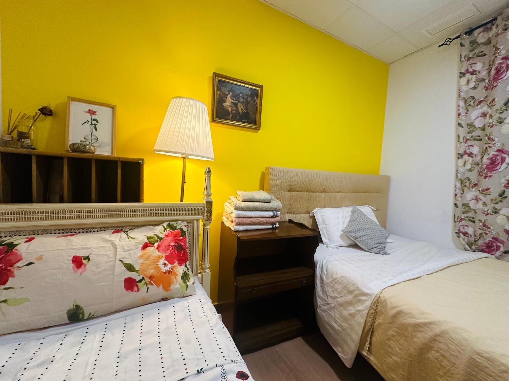 Mirador 2 Del Mercado Central - Habitacion Con Bano Privado En El Centro De La Ciudad Vella Valencia Eksteriør billede
